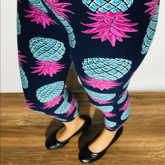 MomMe And More Pants - NEW Capri Pineapple Leggings Blue Pink